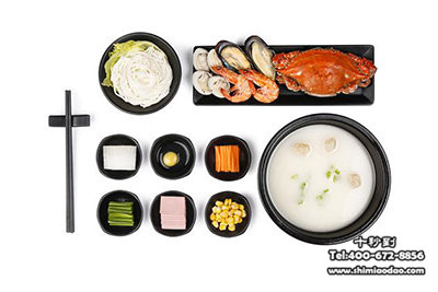 遍布海內(nèi)外2200+門(mén)店，過(guò)橋米線加盟為什么選擇十秒到？