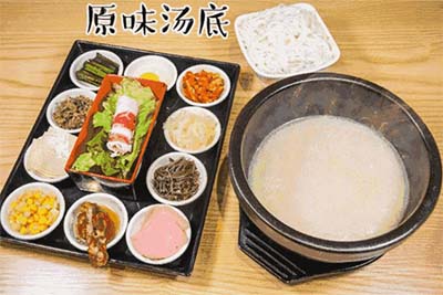 大學(xué)生在北京開過橋米線加盟店有優(yōu)勢嗎