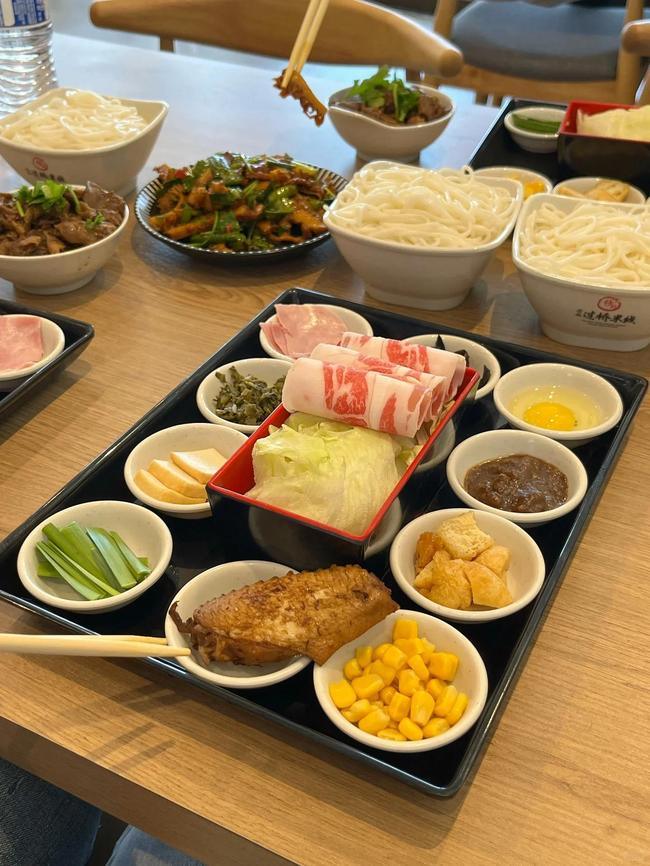 十秒到云南過橋米線，具有地方特色的美味