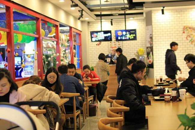 云南過橋米線 創業市場前景非常好